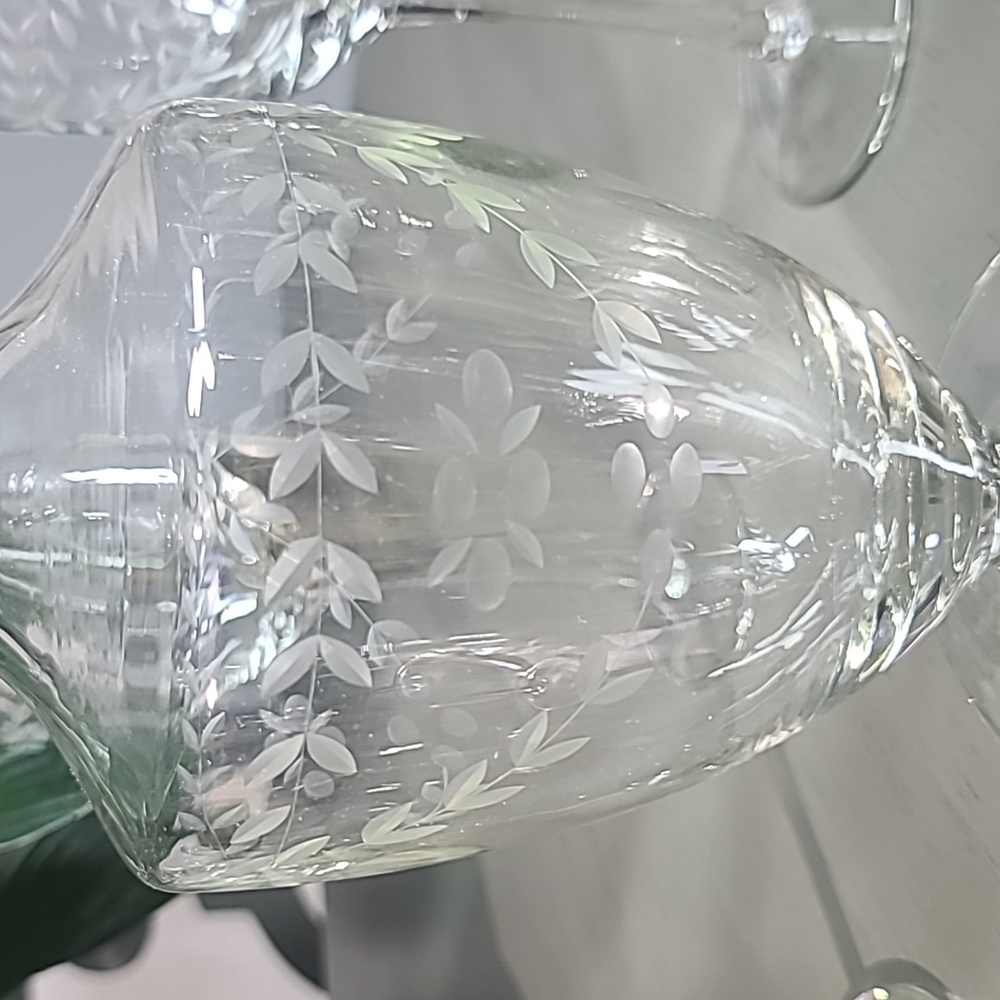 Vintage crystal decanter and five matching glasses STUNNING - Picture 5 of 10